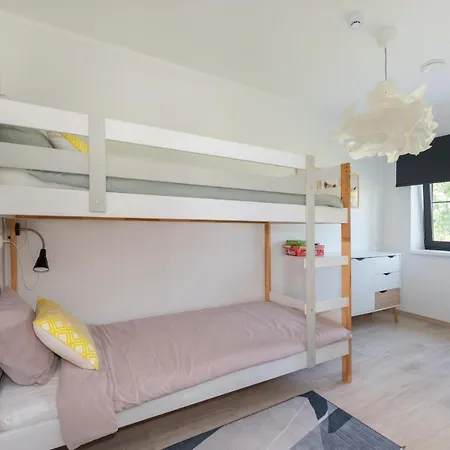 Lummava Merevaatega Maja Spithamis! 4*